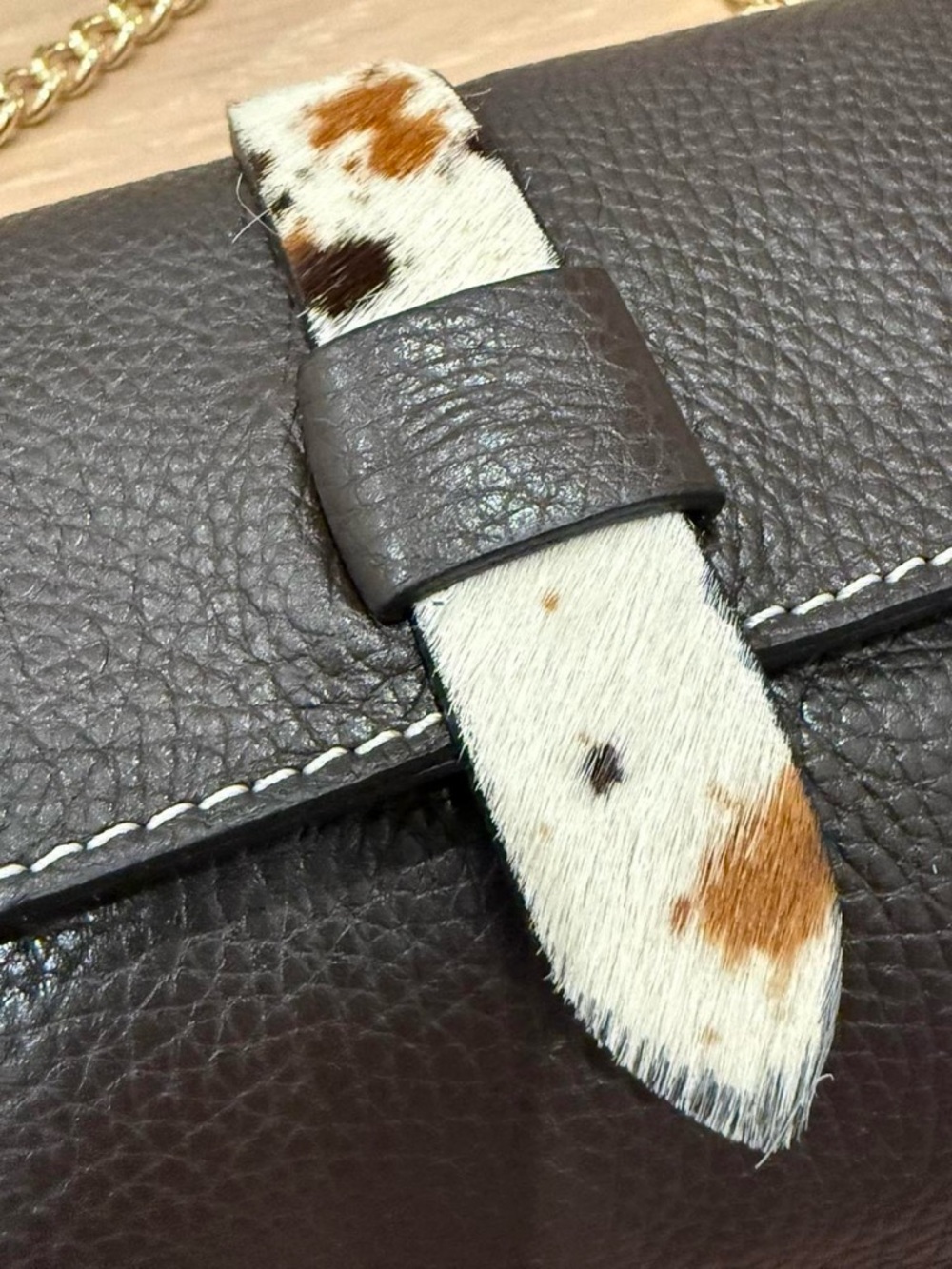 NWT Divina Firenze Black Leather Crossbody Bag w/ Gold Chain and Cowhide Accent - Picture 5 of 8